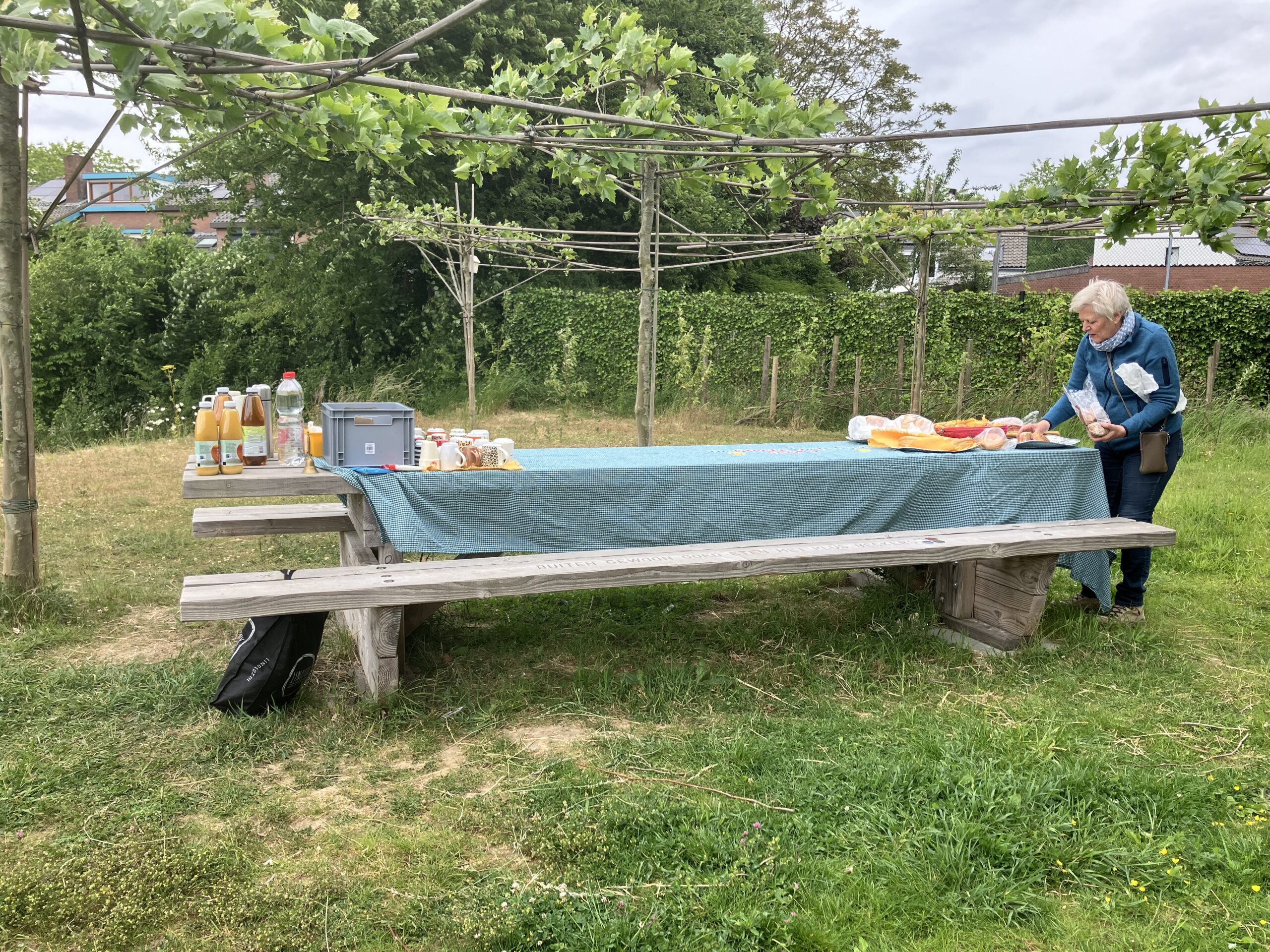 Gedekte tafel tijdens de klusdag